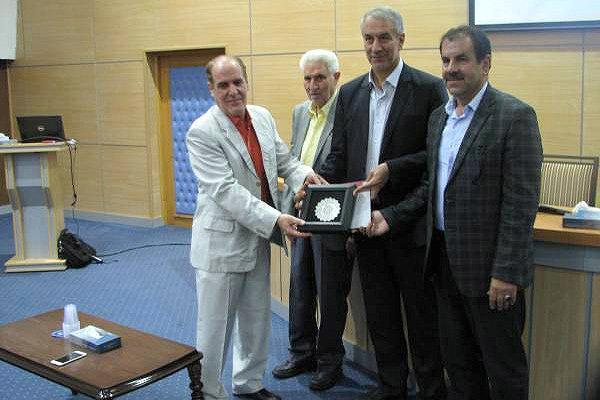 هیئت رئیسه برای بازگشت کفاشیان تصمیم نگرفته، موافق ومخالف هیئت رئیسه برای بازگشت کفاشیان تصمیم نگرفته، موافق ومخالف یعنی چه؟
