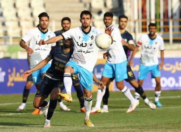 صنعت نفت و پیکان امتیازات را تقسیم کردند صنعت نفت و پیکان امتیازات را تقسیم کردند
